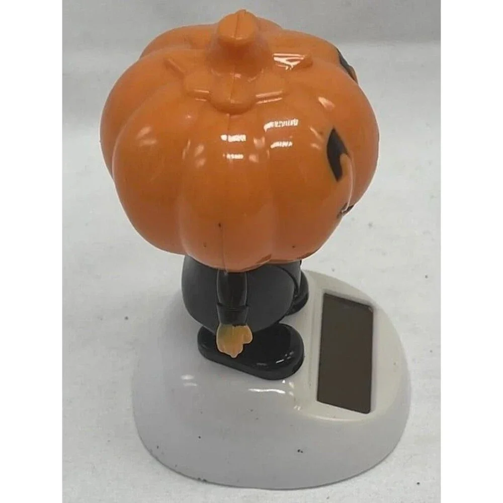 Solar Powered Dancing Toy New - HALLOWEEN - Pumpkin With Black Suit Orange Tie
